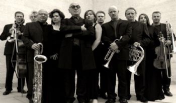 AVEA SIRA DIŞI MÜZİK KONSERLERİ<br> MICHAEL NYMAN